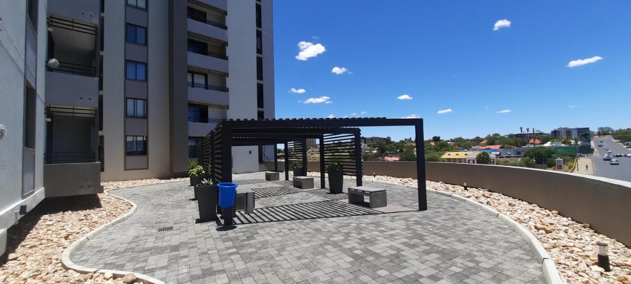 Kingelph Home-Stay Windhoek Esterno foto